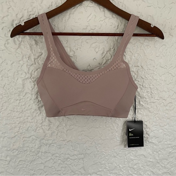 NWT Nike Keyhole Dri-Fit Sports Bra Small - Picture 2 of 10